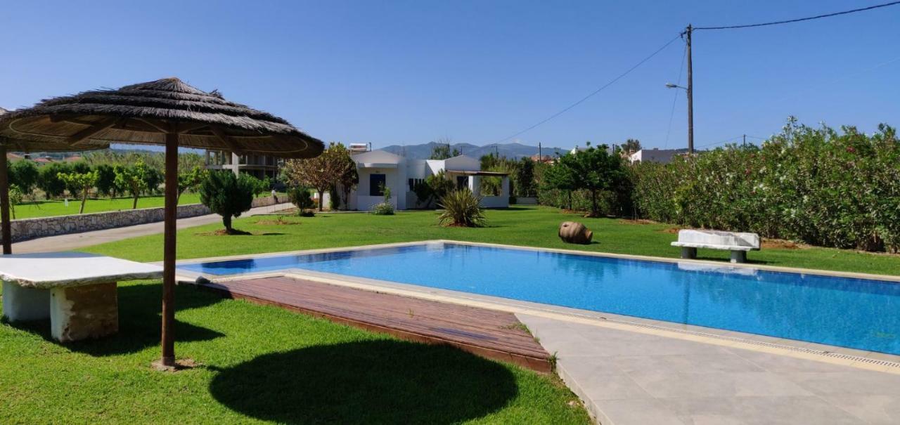 Oasea Vila Tavronitis Exterior foto